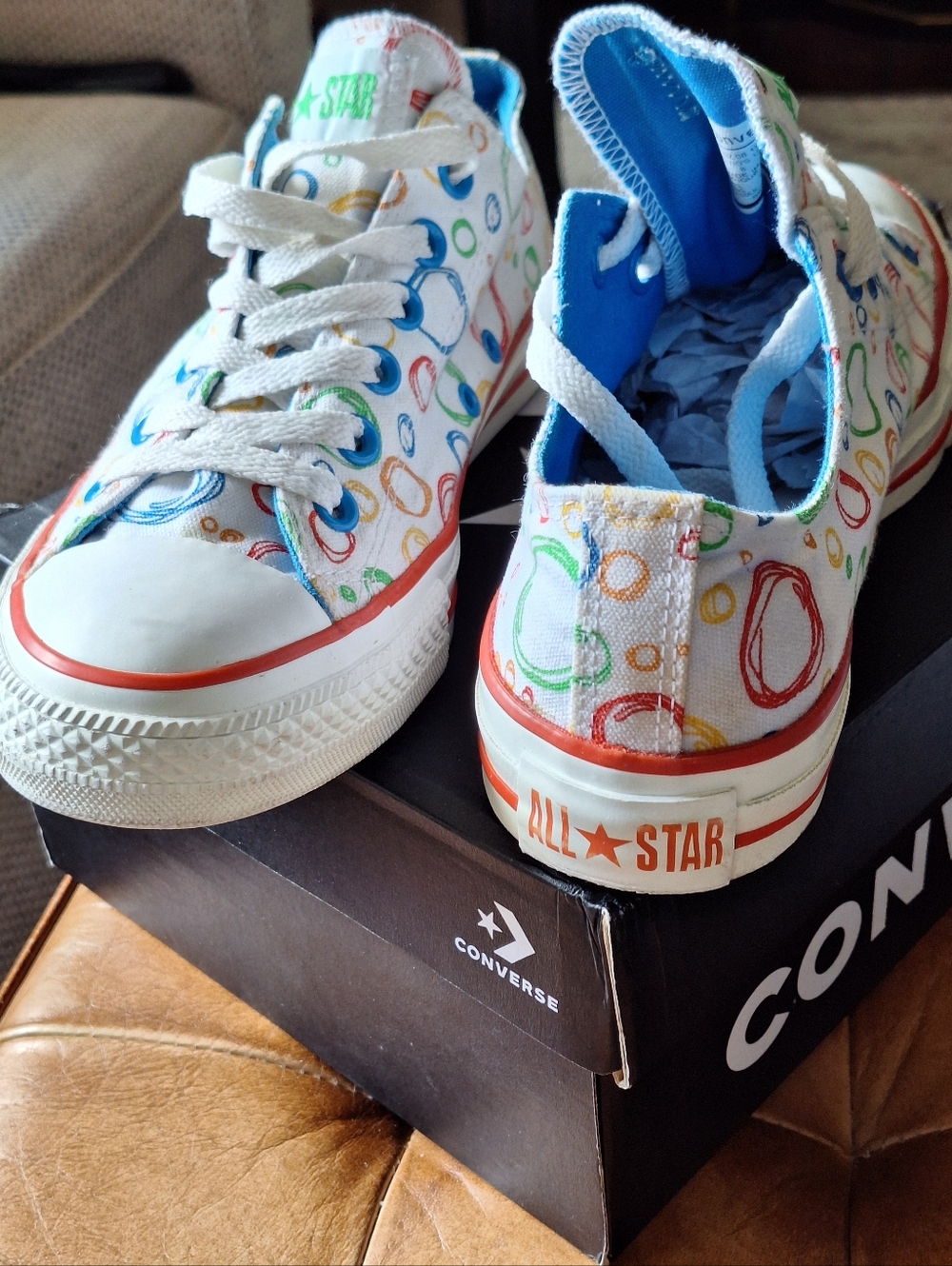 Converse White Canvas Sneakers with Multicolor Bubble Print - Picture 9 of 10